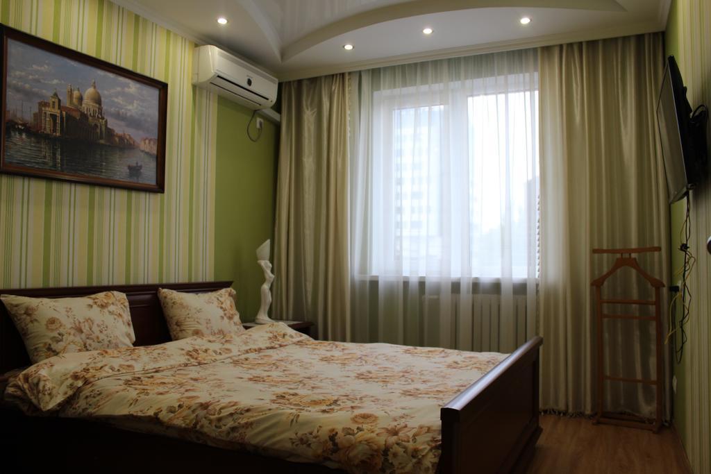 Apartment Ecaterina คีชีเนา ภายนอก รูปภาพ